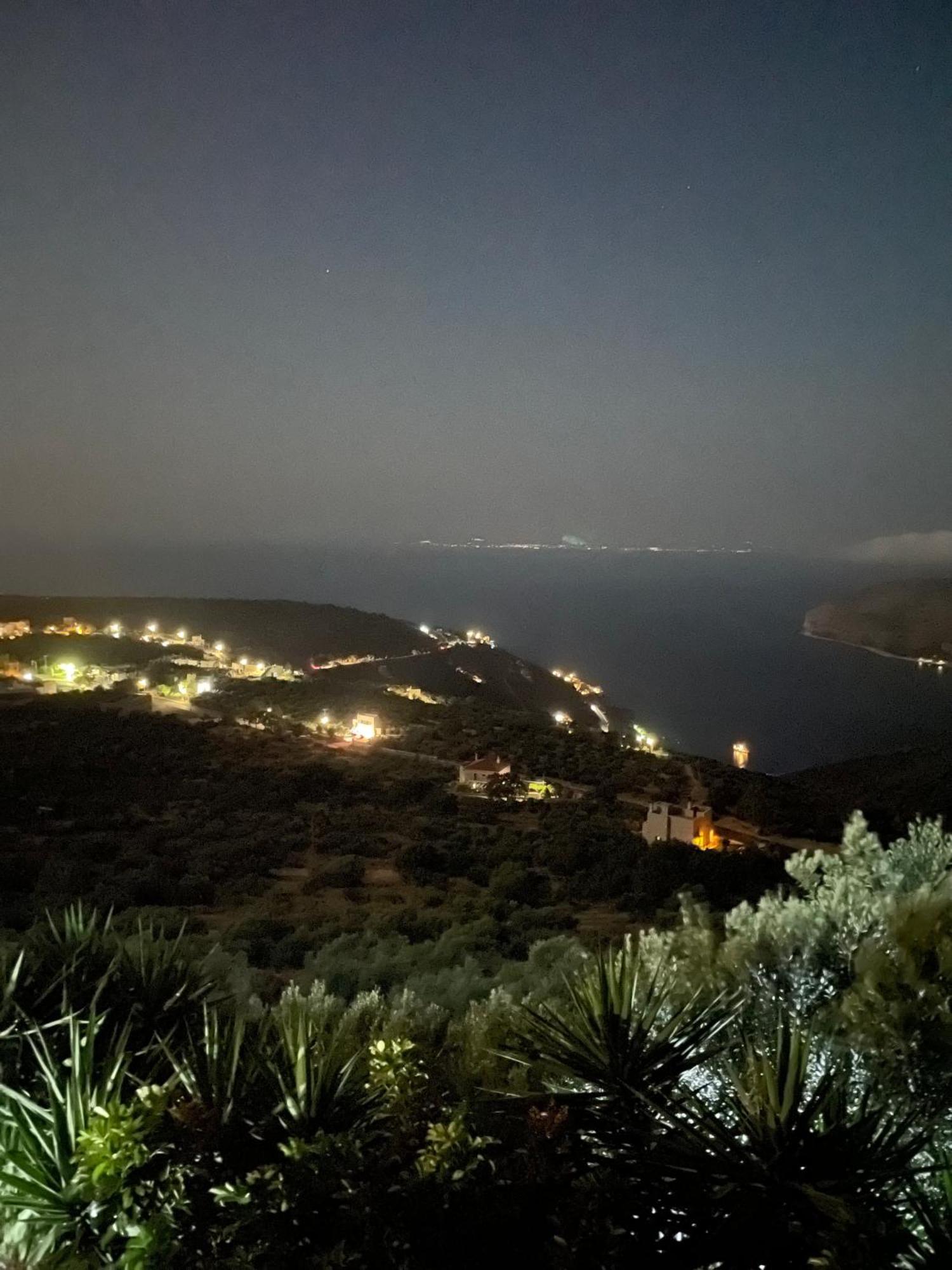אראופוליס Πύργος Παραδοσιακός Με Μαγευτική Θέα - Villa Traditional Tower With Amazing Sea View מראה חיצוני תמונה