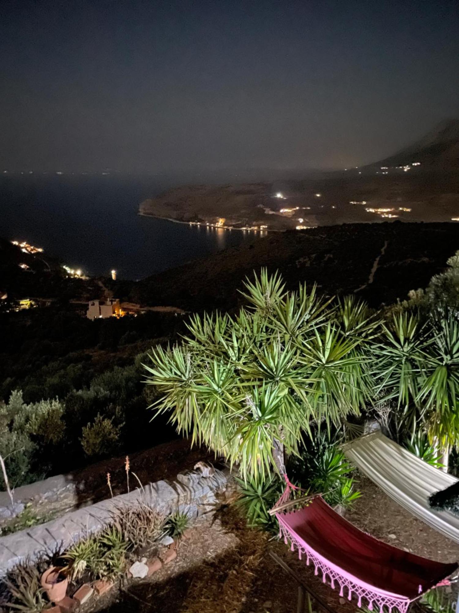 אראופוליס Πύργος Παραδοσιακός Με Μαγευτική Θέα - Villa Traditional Tower With Amazing Sea View מראה חיצוני תמונה